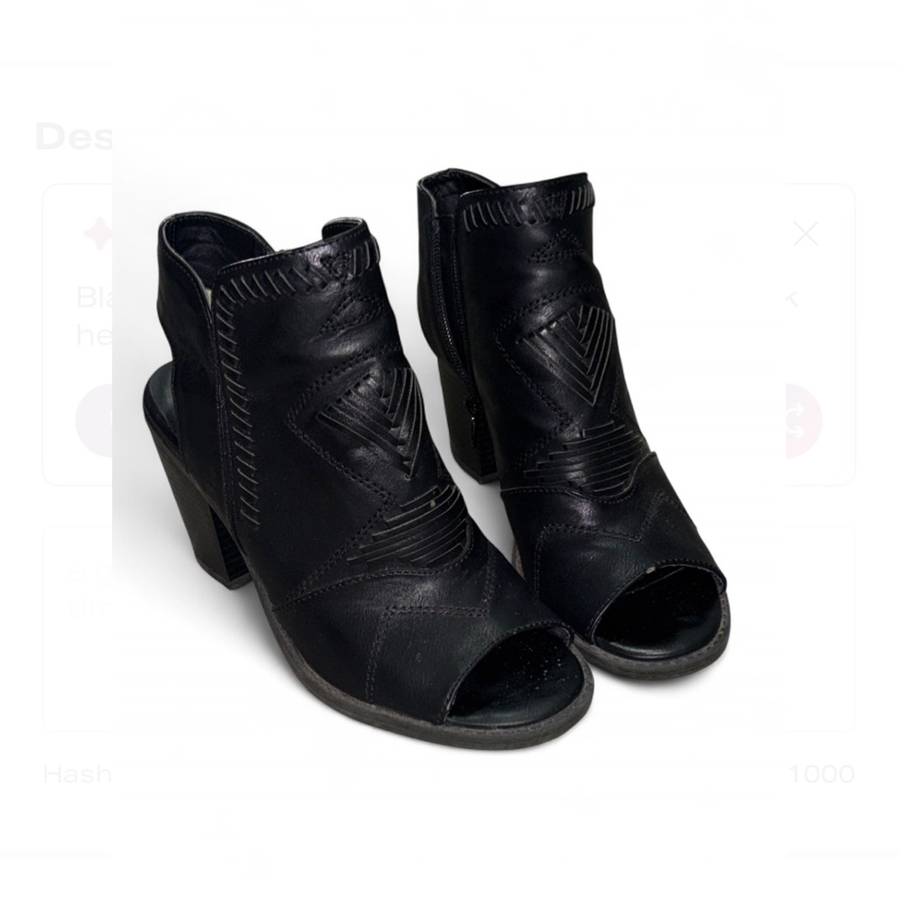 Black Leather western  grunge ankle booties 7.5